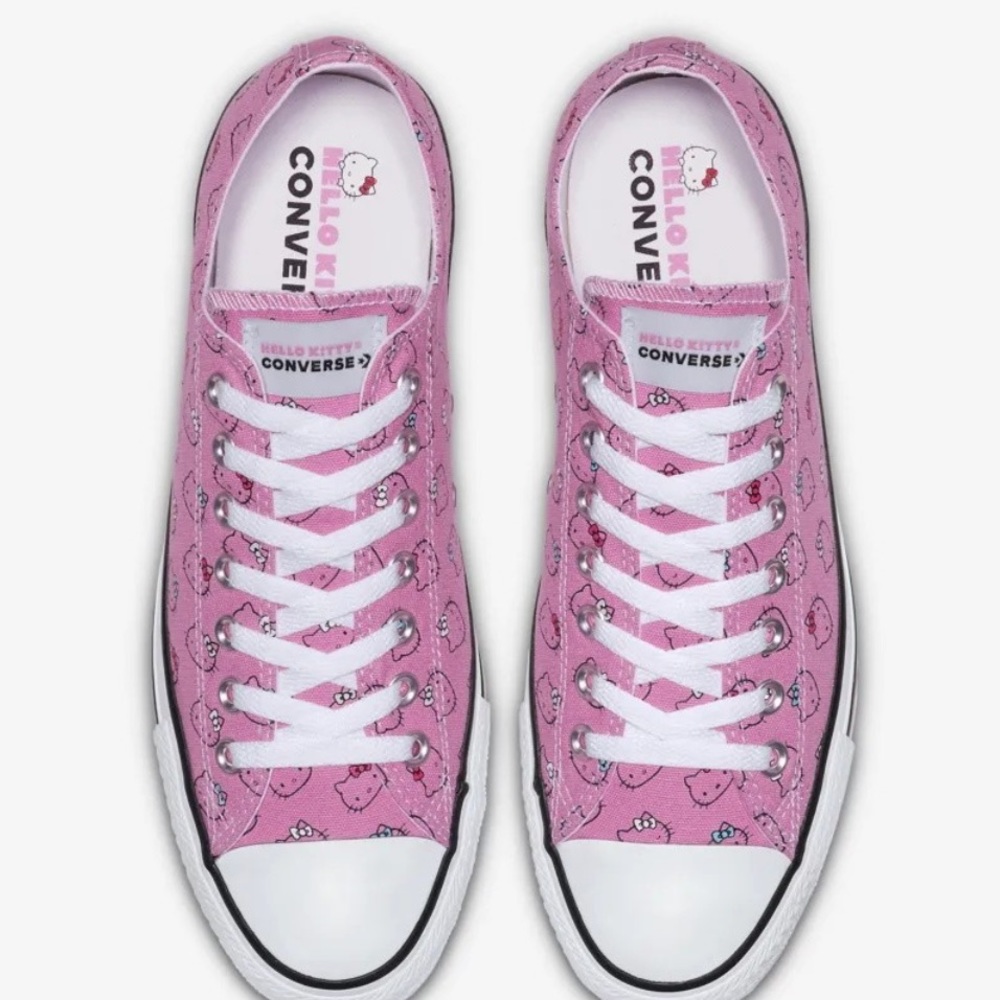 NEW CONVERSE X HELLO KITTY WOMEN SIZE 10.5 - Picture 4 of 7